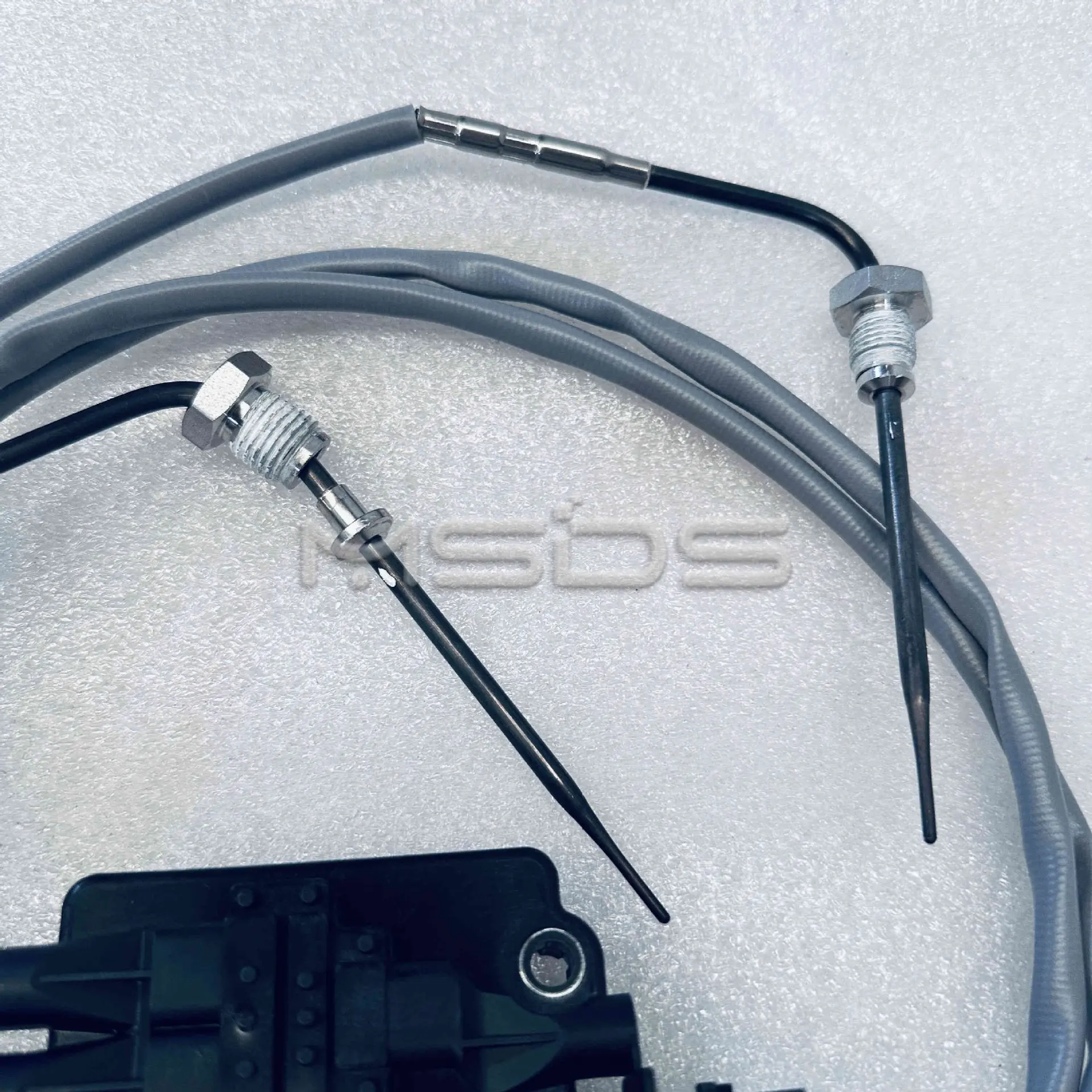 For Cummins 4384809 post-processing DPF temperature sensor 4307107 SENSOR, TEMPERATURE