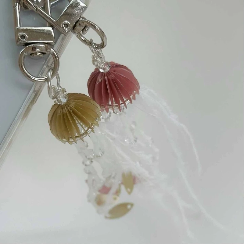 Creative Keychain Car Key Ornament Aesthetic Keychains Jellyfish Keyrings Delicate Bag Pendant Alloy Texture for Woman