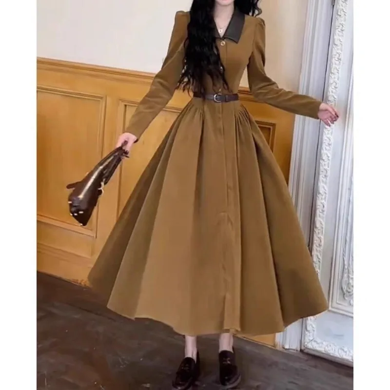 French-style Stunning Temperament Retro Lapel Velvet Dress 2025 Autumn and Winter New Style, Slim and Waist-cinching Long Skirt