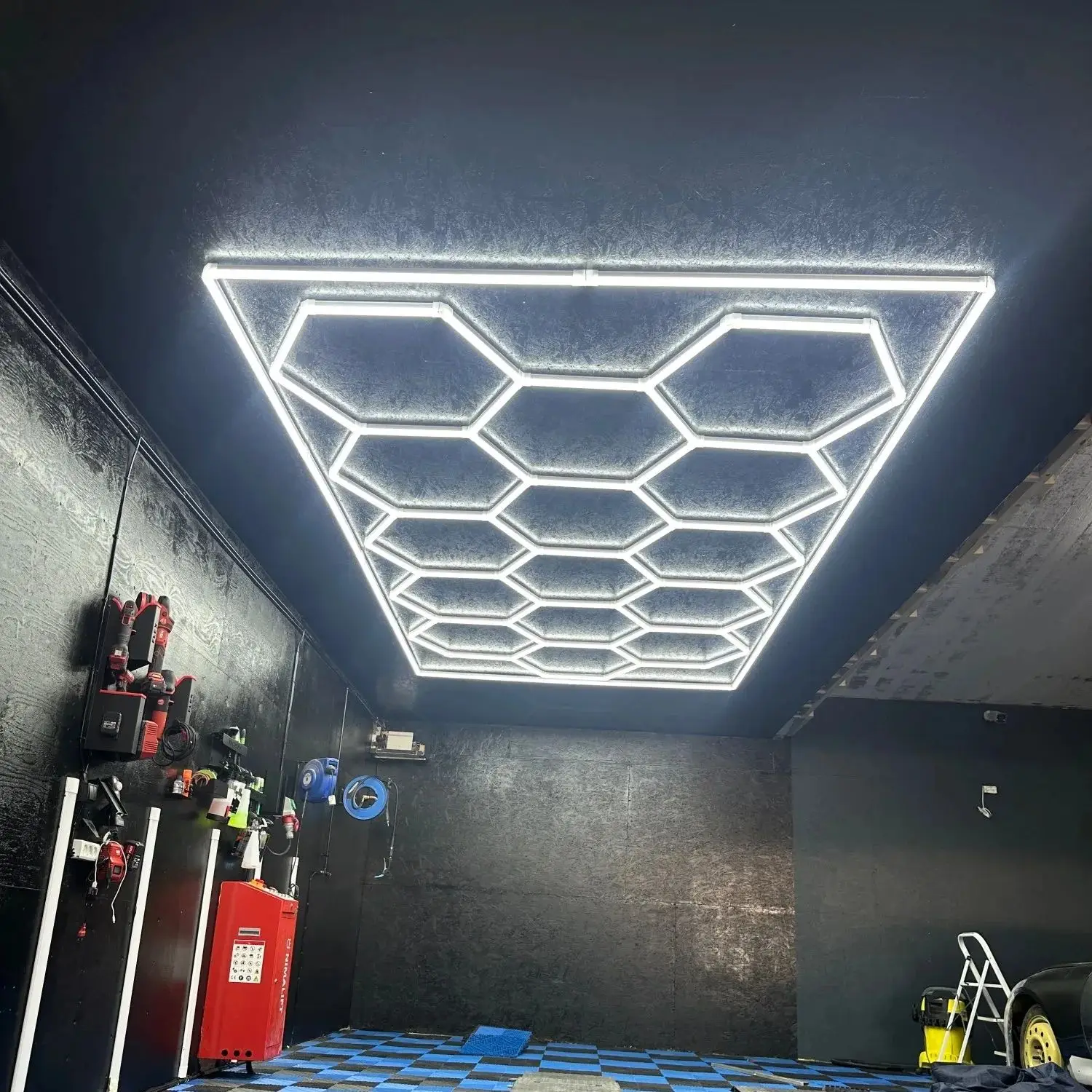 High Quality Easy Installation Honeycomb Hexagon Lighting Car Care Beauty Bright Led Shop Lights Dropshipping