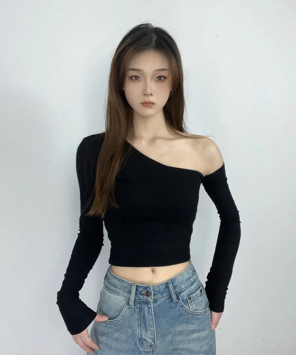 2024 Autumn Fashion Casual Solid Color Off Shoulder Long Sleeved Top Women Sexy Slim Fit Slanted Shoulder Long Sleeved T-shirt