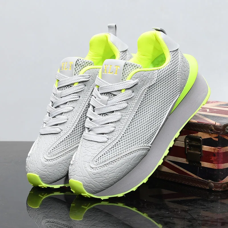 

Mesh Low-top Non-slip Forrest Gump Shoes High-quality Men's and Women's Thick-soled Lightweight Couple Sneakers Women's Shoes