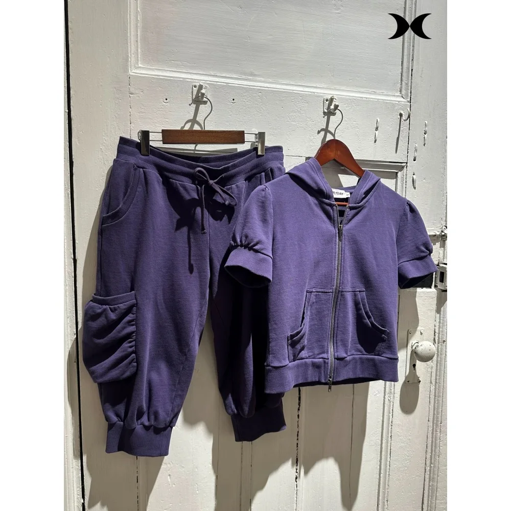 American street spice girl style short-sleeved hooded zipper coat seven-beam leg pants suit solid color fashion sports style. view 2