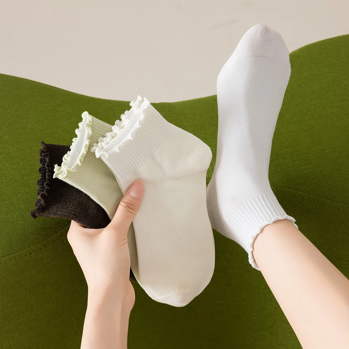 3 أزواج من الجوارب النسائية القطنية للربيع والخريف ذات اللون النقي البسيط من الدانتيل مع جوارب صيفية عصرية على طراز الكلية #5