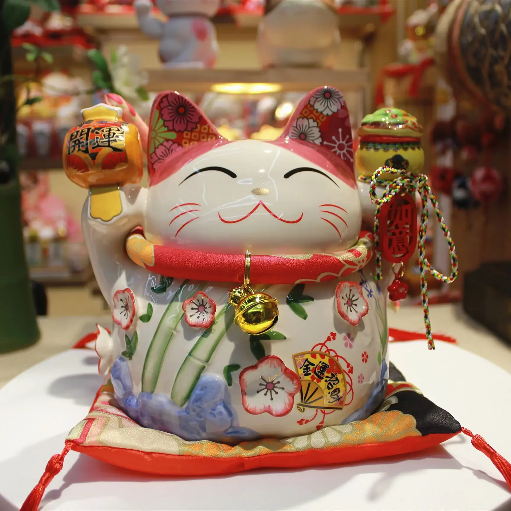 7 Inch Cherry Blossom Lucky Cat Piggy Bank Home Store Living Room Decoration Ceramic Lucky Cat Home Decoration Crafts