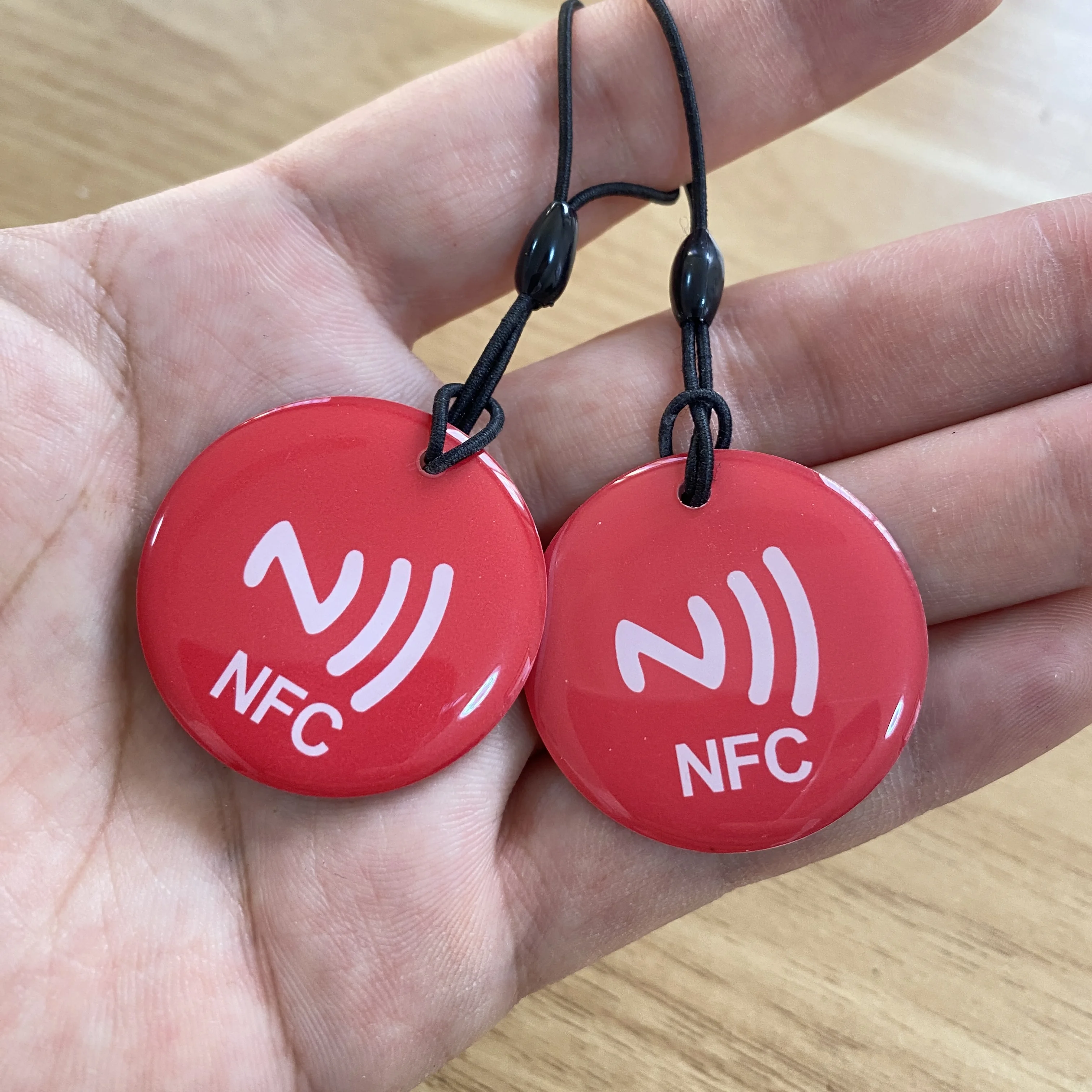 Waterproof  NFC Tags Social Media Sharing Card NFC213 Epoxy Card RFID 144 Bytes 13.56MHz  35MM for NFC Mobile Phone