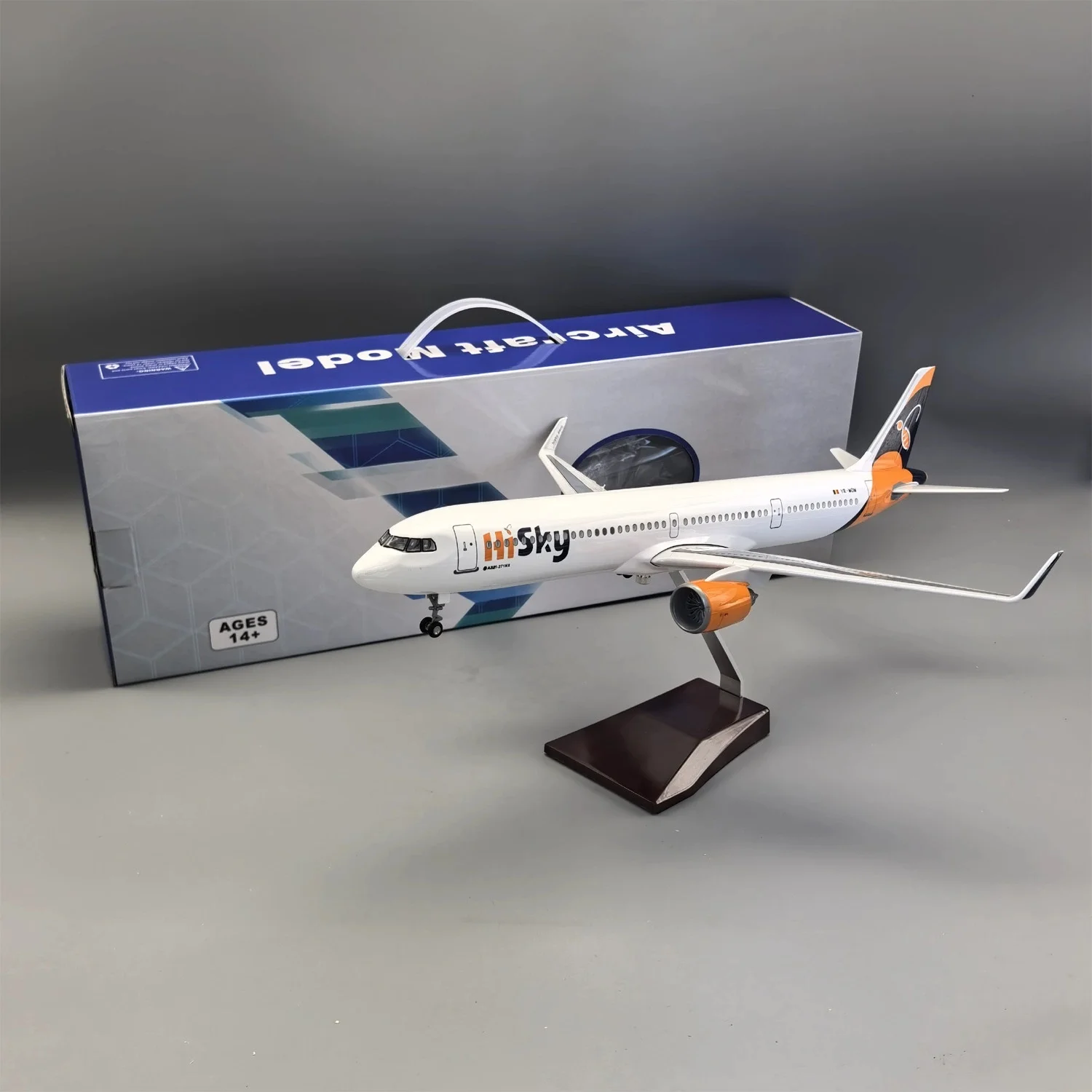 44cm A321neo Hisky Europe Airways Resin Airplanes Toy Decoration 1:100 Scale Model Aircraft Diecast With Lights Base Business