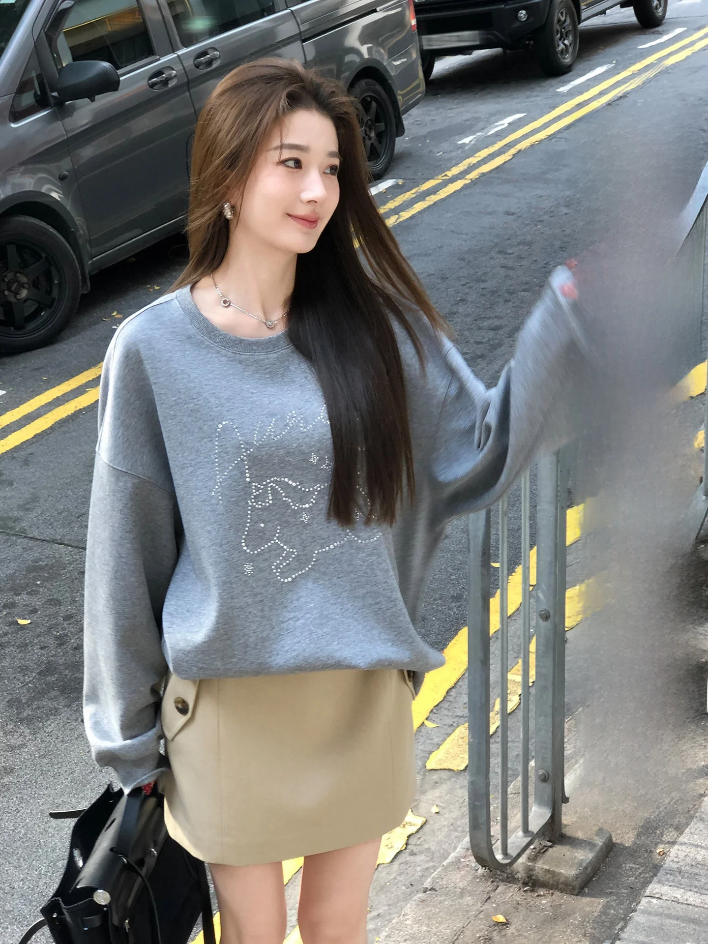 

Spring Original Design Double-sided Air Layer Sweatirt Women's Cotton-feel Overhead Hoody ey with Rhinestone