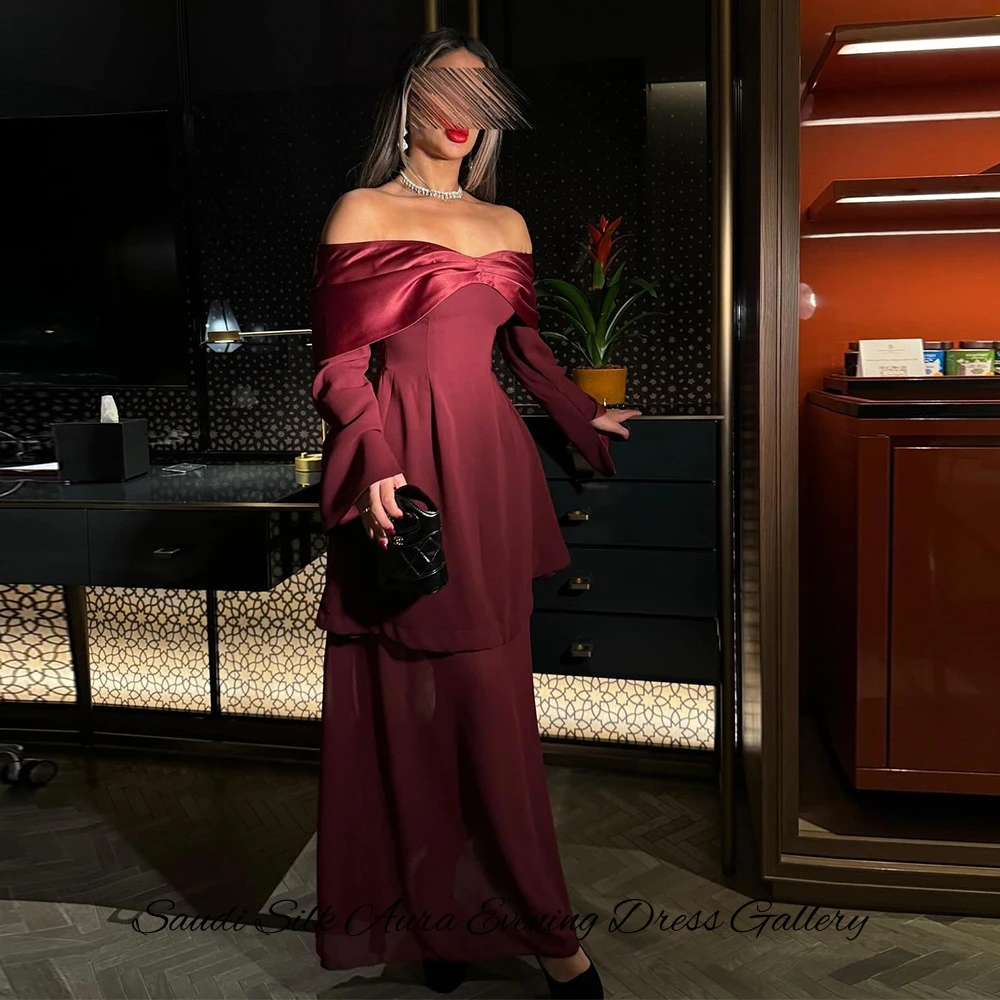 Abito da sera personalizzato in chiffon bordeaux Elegante scollo a barca maniche lunghe con spalle scoperte Abito da ballo con fiocco in raso alla moda