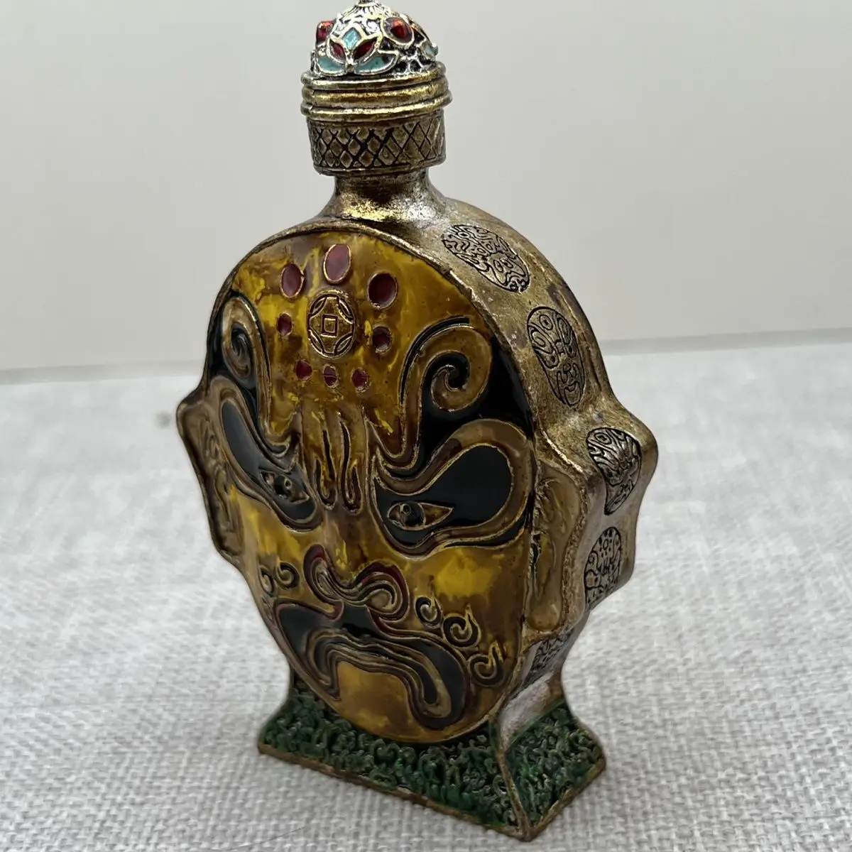 Retro Chinese peking opera mask Snuff Bottle mini bottle