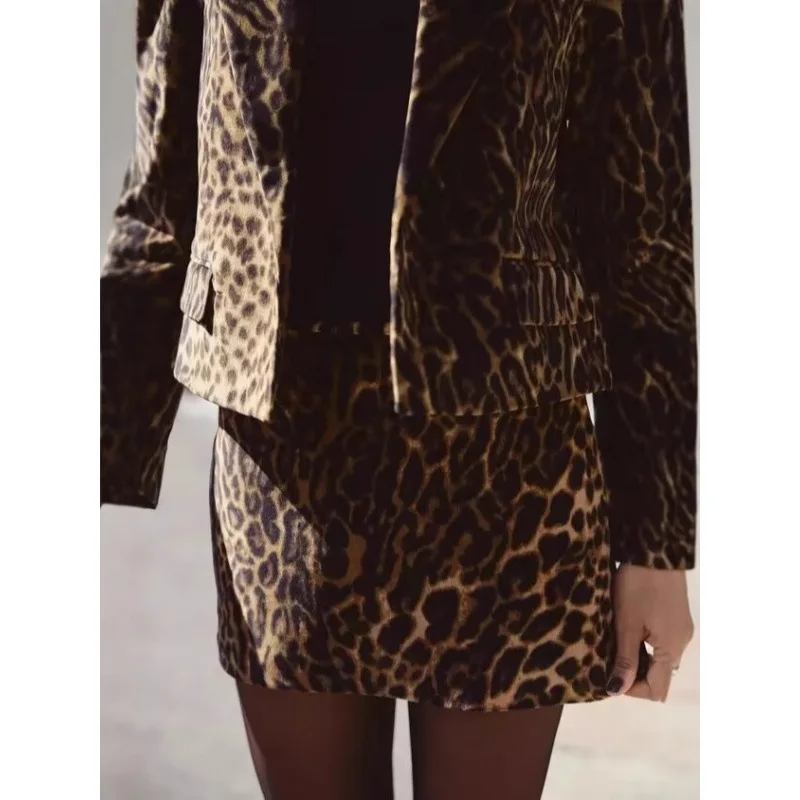 Grenzüberschreitender Tierdruck Samt Ort Mantel Rock Damen Sexy Sle Faion Oberbekleidung Herbstsaison Damenmantel