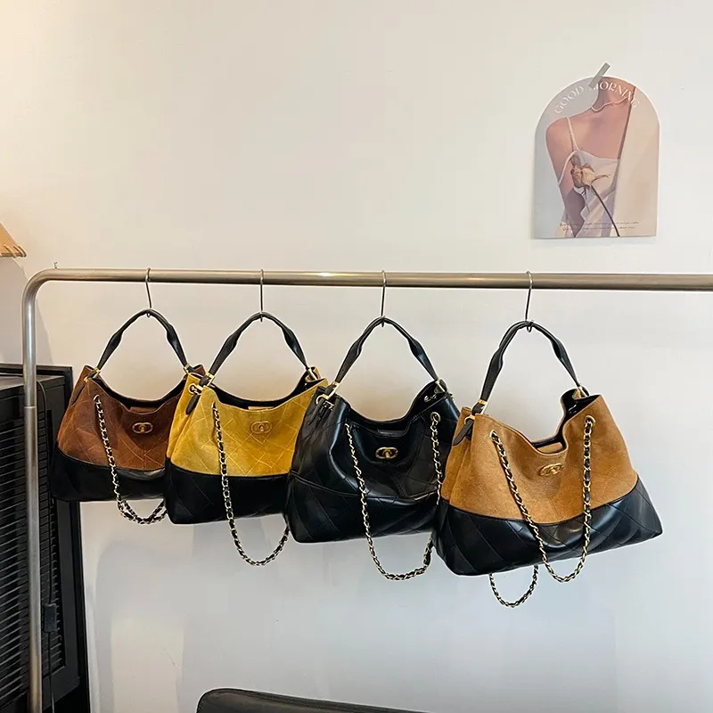 Fourre-tout de shopping au design de mode de grande capacité - Sac à bandoulière à sangle en chaîne pour femme de qualité supérieure avec plusieurs compartiments