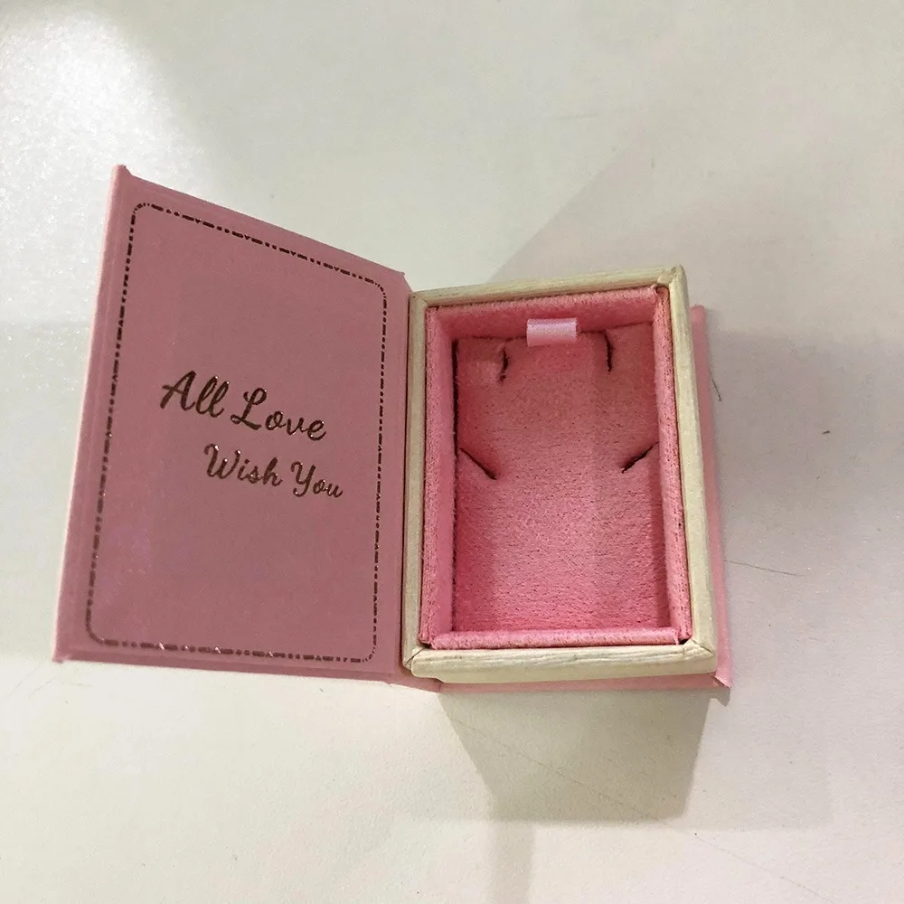 

Durable Creative Book Shape Ring Box Velvet Flip Lid Engagement Ring Case Earrings Case Magnetic Jewelry Packaging Travel