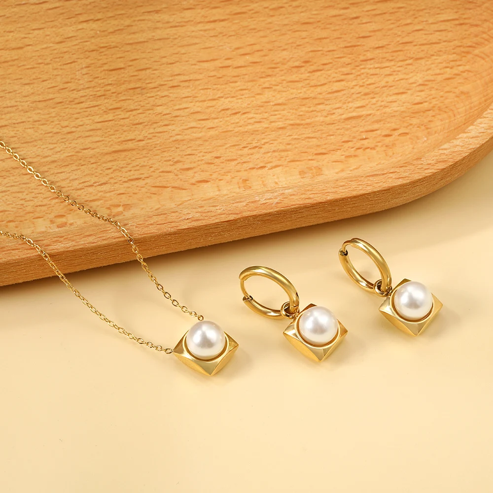 Hochzeits schmuck Sets für Frauen Imitatiom Perle Edelstahl vergoldet Anhänger Halskette und Creolen Schmuck Geschenke