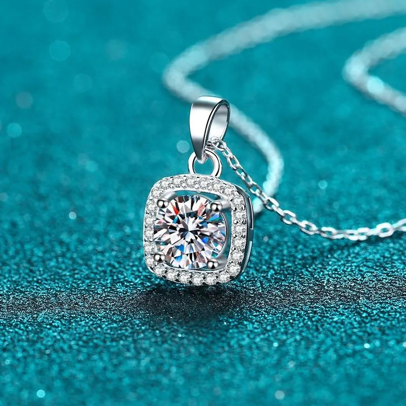 

AZ427-X Lefei Fashion Trend Luxury Classic Moissanite Diamondset 1 2CT Square Necklace Women 925 Silver Party Charm Jewelry Gift