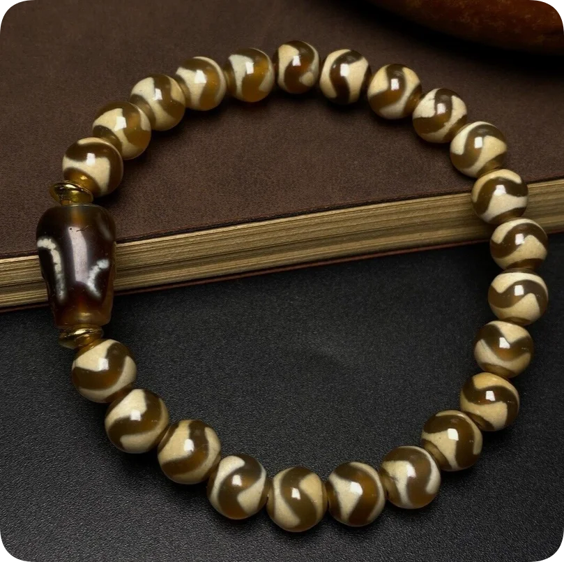 Power Energy Tibetan Old Agate Dzi *Tiger Teeth Skull head* Beads Bracelet M0918