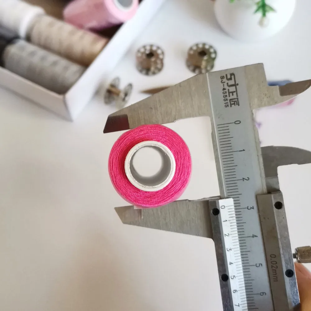 350 متر الحياكة البوليستر آلة الخياطة الموضوع مجموعة المعادن بكرات مقص DIY بها بنفسك الخياطة اكسسوارات ل المغني BROTHER Janome JUKI