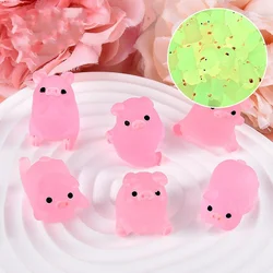 10-20Pcs kawaii 3D Luminous Pink Pig Resin Ornaments DIY Home Car Decoration Supplies Glow In The Dark Miniature Figurine Crafts