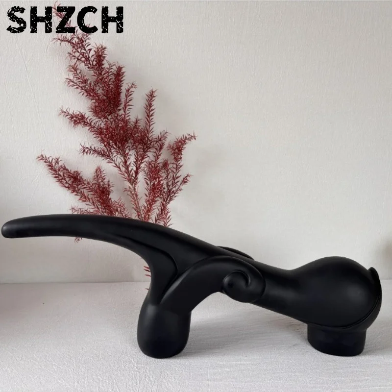 Resin Sculptures Abstract Animal Art Ornament Modern Minimalist Desktop Ornaments Living Room Simple Decoration Accessories