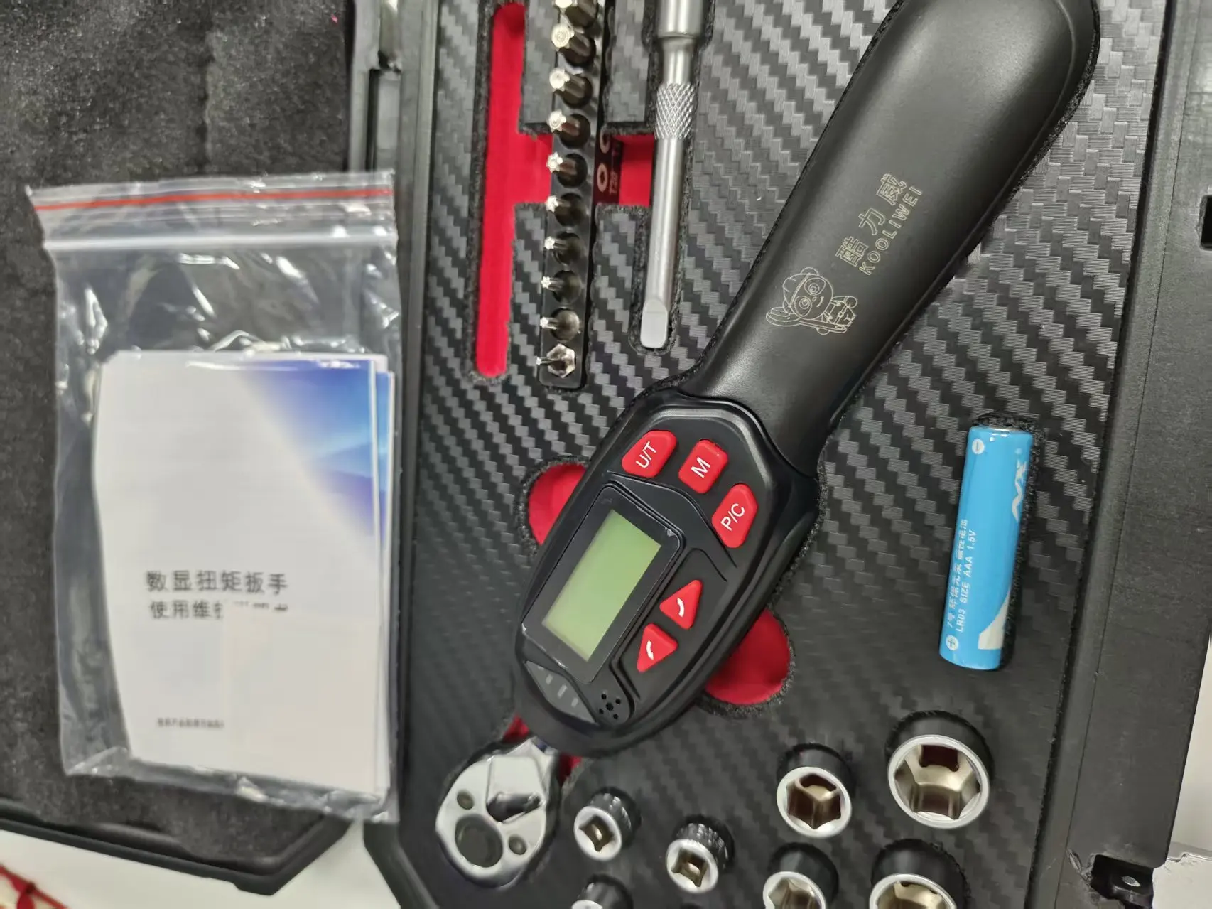 KOOLIWEI Short Electronic Digital Torque Wrench 1/2‑Inch Drive 6.8‑135N·m ±2% Accuracy Anti‑Overload Spanner Repair Hand Tool