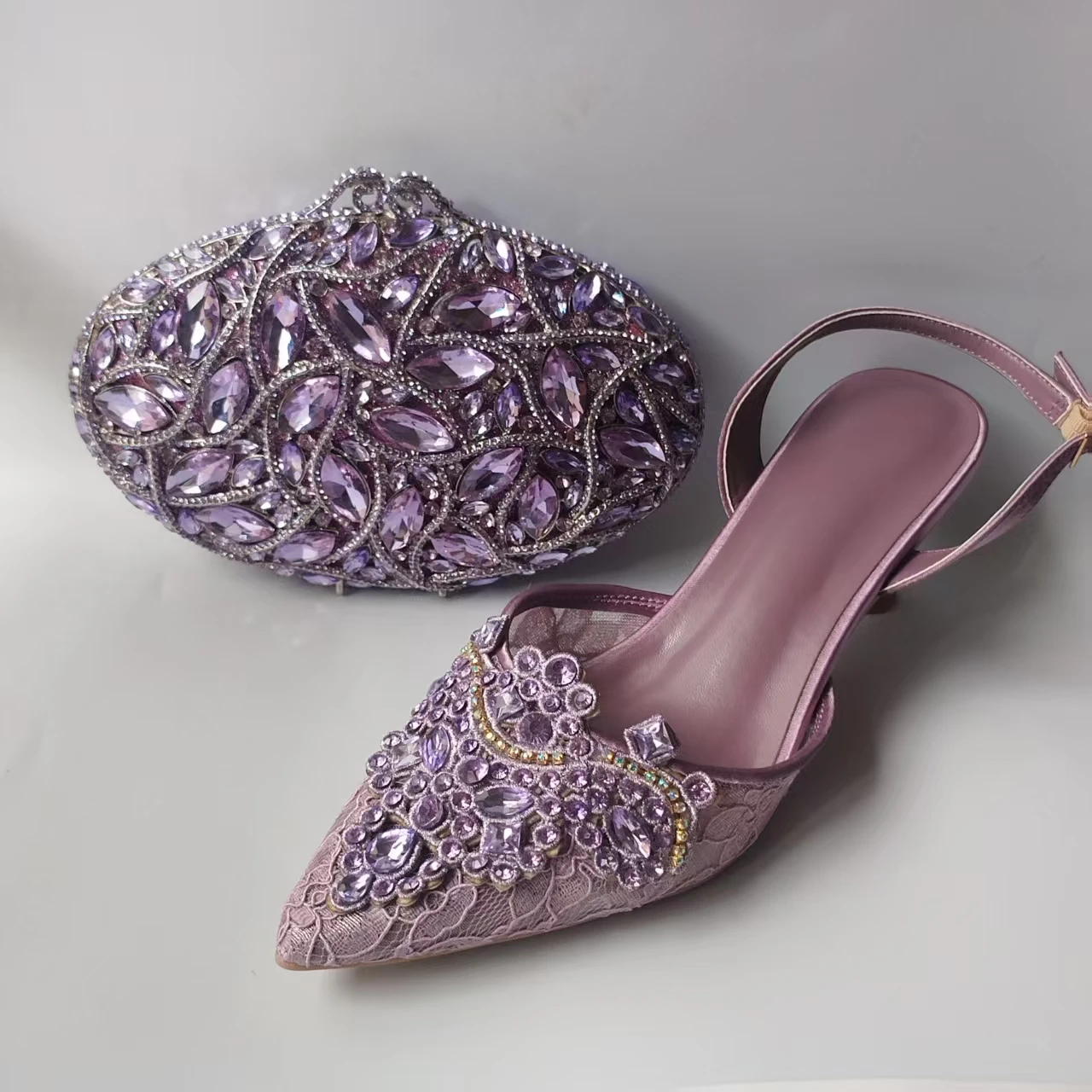 

Женские туфли-лодочки LNATISNOVA с сумкой в комплекте, сиреневые, со стразами, на высоком каблуке, для свадьбы и вечеринок, с закрытым носком, с кристаллами