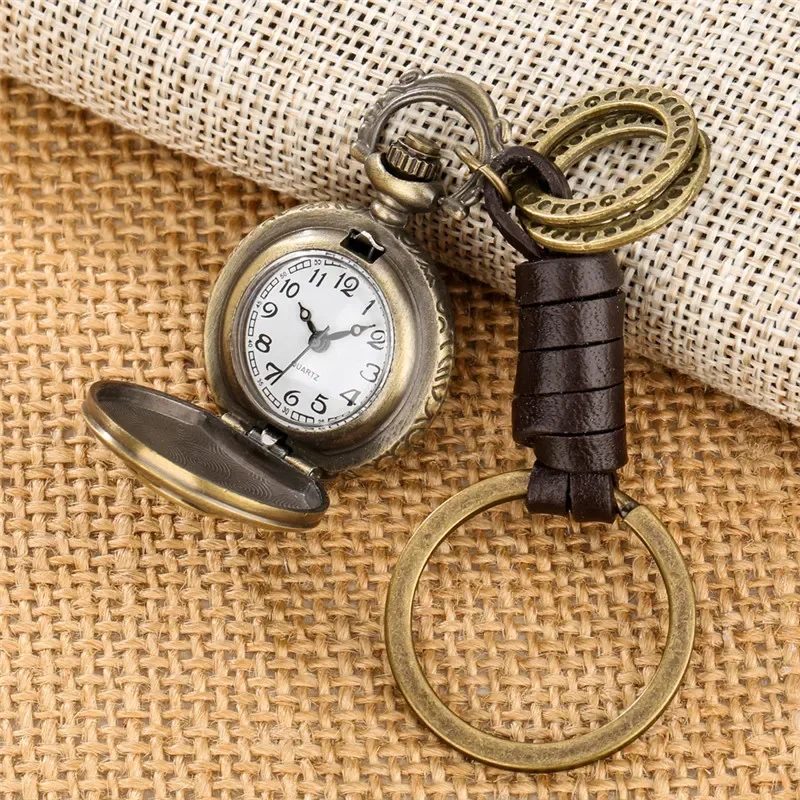 Retro 3D Engraved Rose Flower Case Pendant Quartz Pocket Watch with Key Ring Small Size Clock Arabic Number Display Collectable
