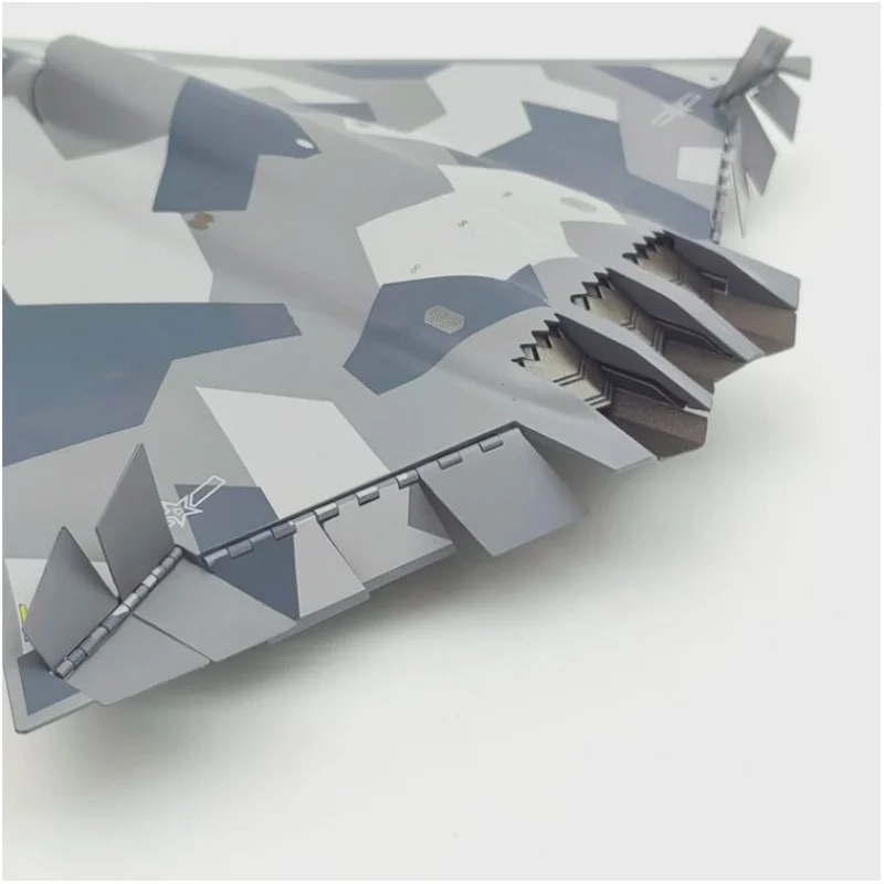 Collectible Diecast Model 1:100 Schaal J-36 Vechter Hoge Simulatie Vliegtuigen, Militaire Luchtvaart Ornament Bommenwerper Legering Model Gift