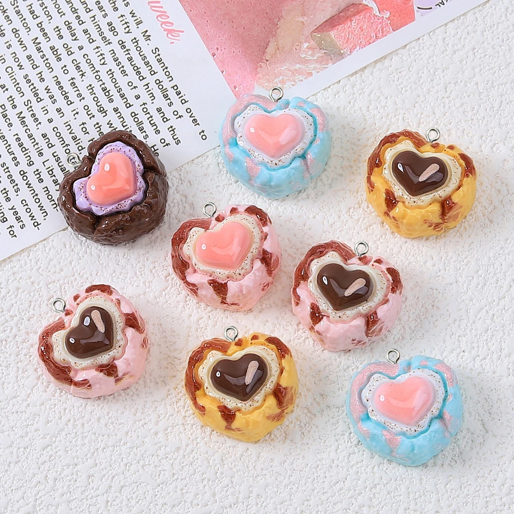 10 pçs bonito coração bolo resina encantos artesanal simulação comida flatback pingentes para brincos pulseira diy chaveiro jóias fazer