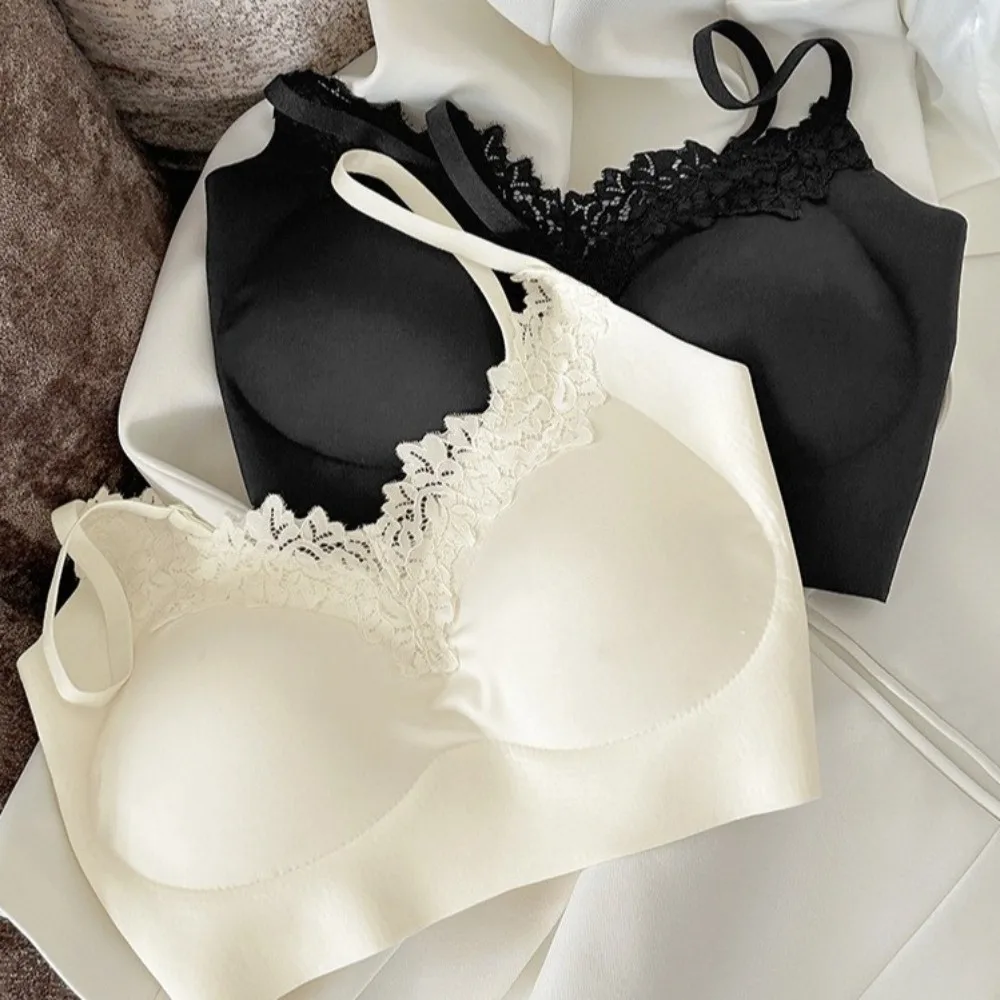 

Comfortable Close-fitting Seamless Bra Beautiful Back Lace Wireless Bra Shockproof Underwear for Women Lady