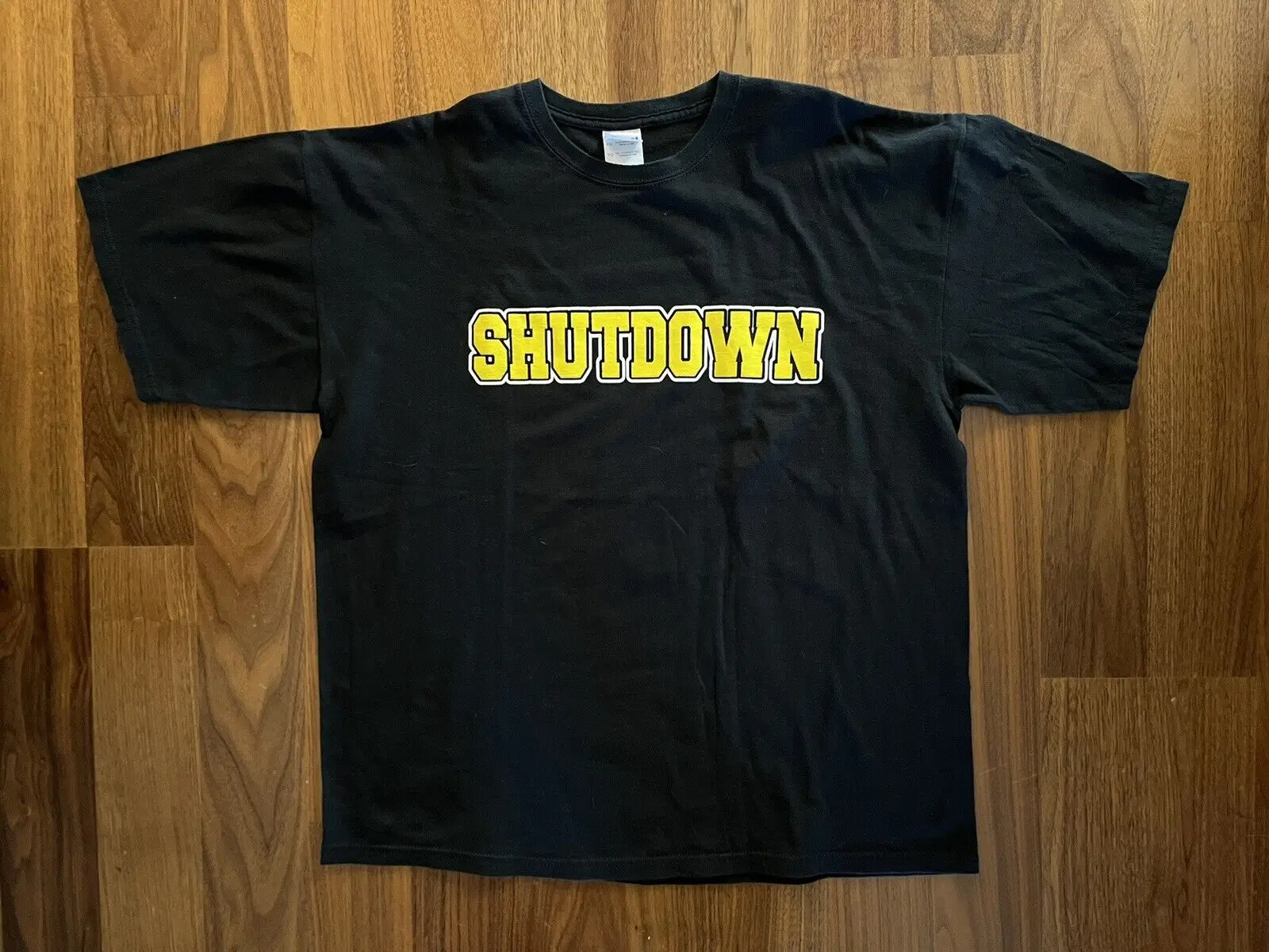 Vintage Shutdown Nyhc Band Shirt Victory Records Warzone Madball Size Xl