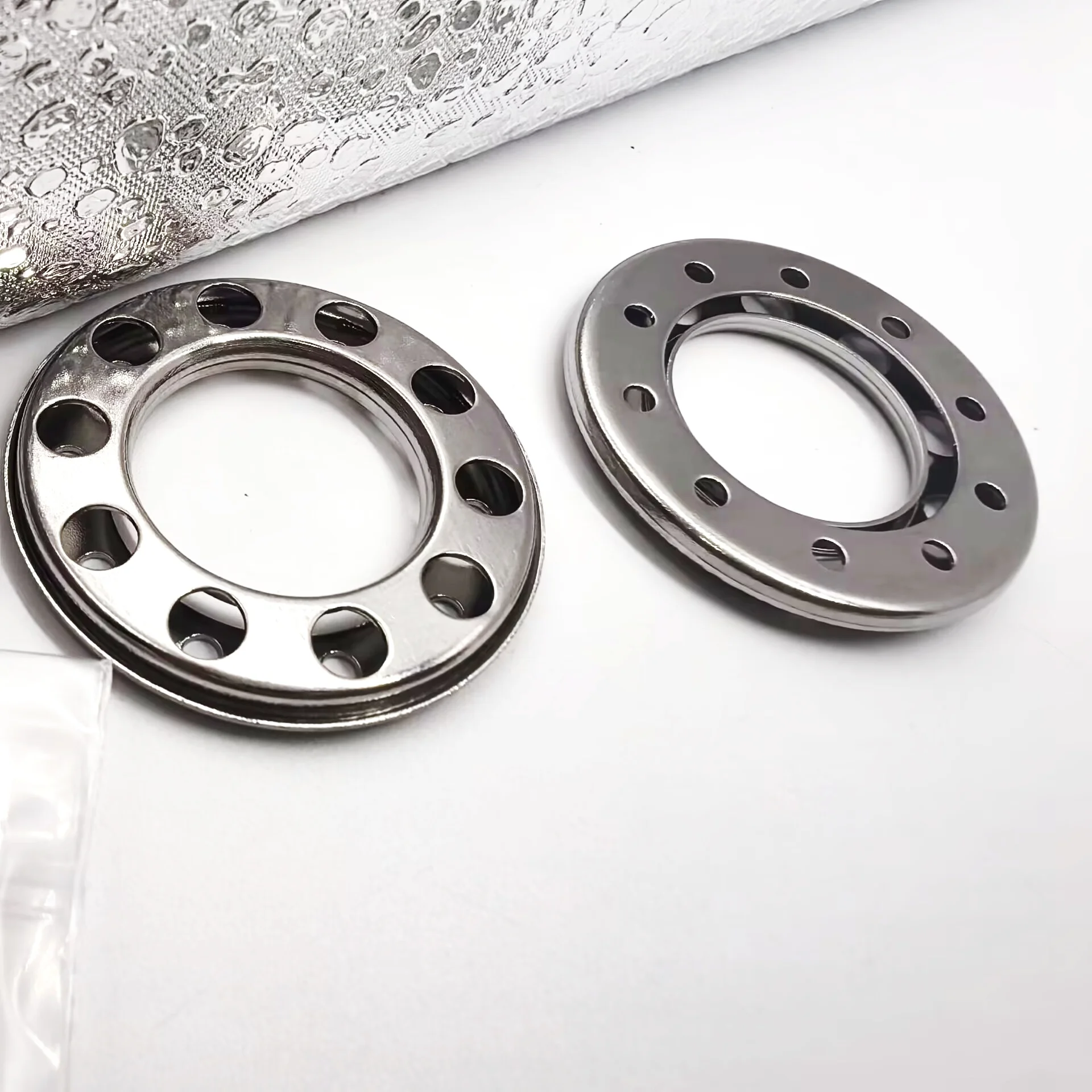 RC 1/14 1pair Metal Front Wheel Hub Rim Retainer for Tamiya Hydraulic Excavator Loader Dump Truck VOLVO Trailer Tipper DIY Parts