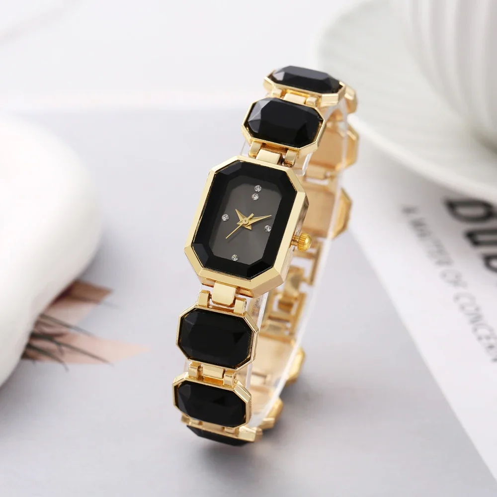 

Маленькие кубические часы-конфеты, большой драгоценный камень, разноцветный изумруд, ниша, элитный, легкая роскошь, модный браслет, женские часы