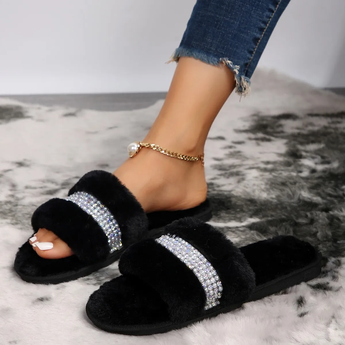 Sweet Slippers Female Slides Outside Flat Low Heels Shoes for Women Solid Fur Pearl Bell Platform Summer Shoes Plus Size