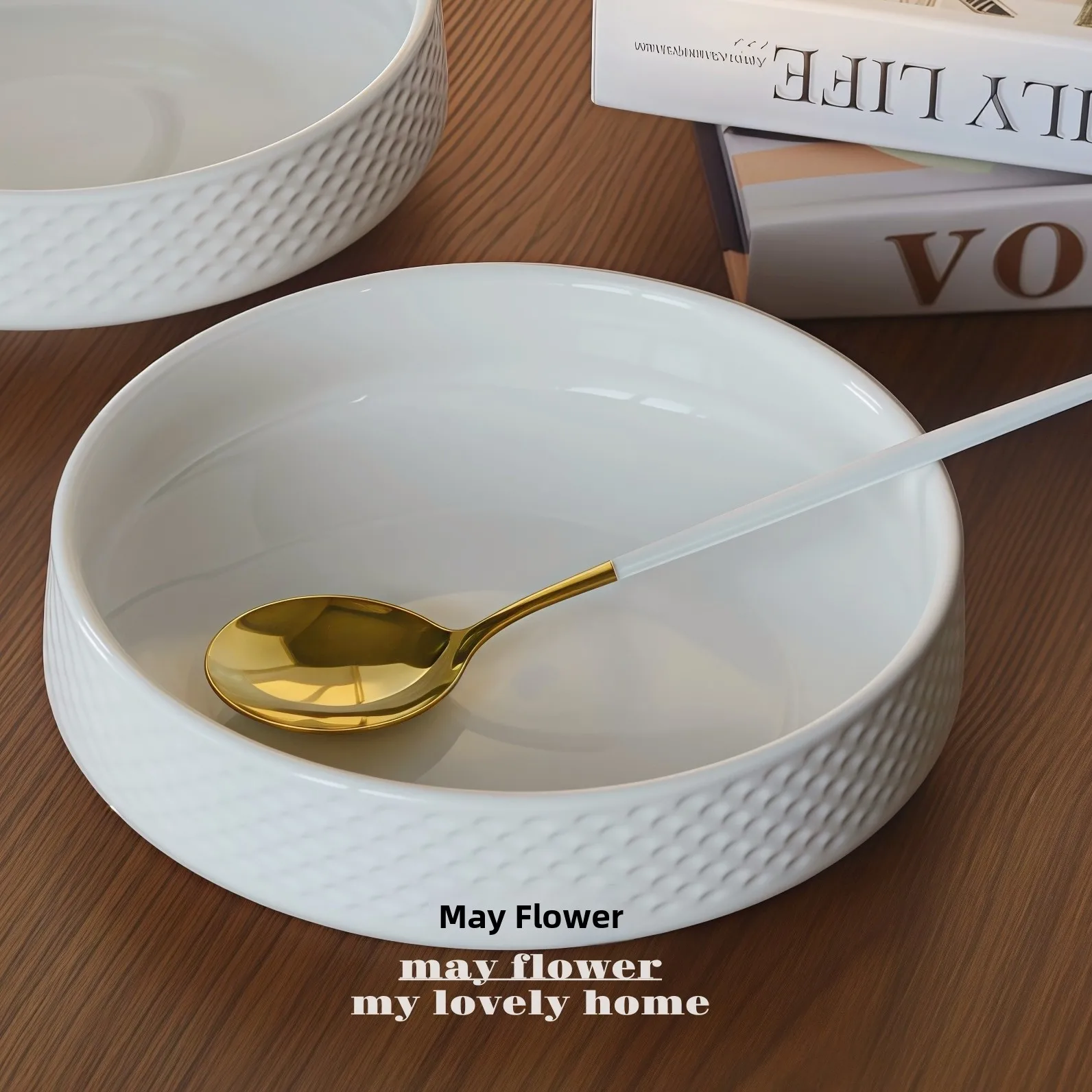 Simple White Cerc D…