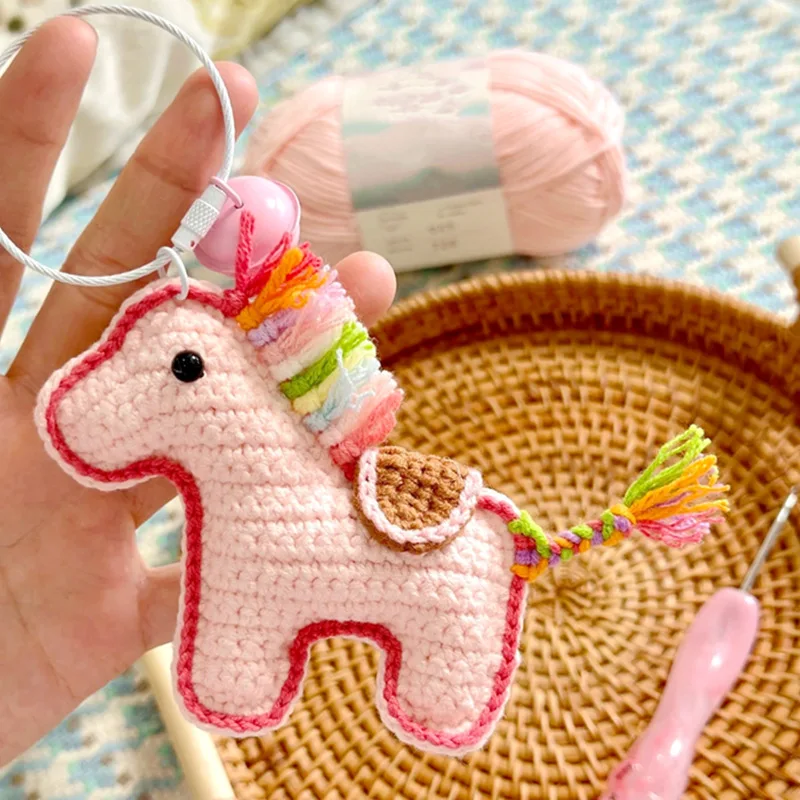 

Набор для рукоделия: Вязаная игрушка-брелок в виде радужного пони (знаком зодиака), подвеска, подарок [Набор материалов]