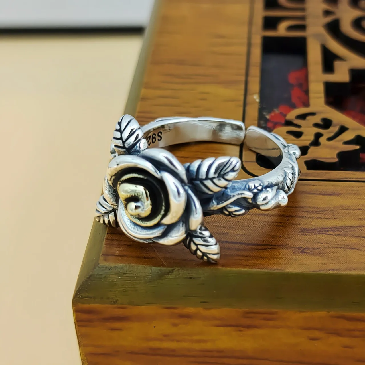 

Female accessible luxuryfashion thai silver jewelry stylish925 sterling silver trendy retro gold rose ring