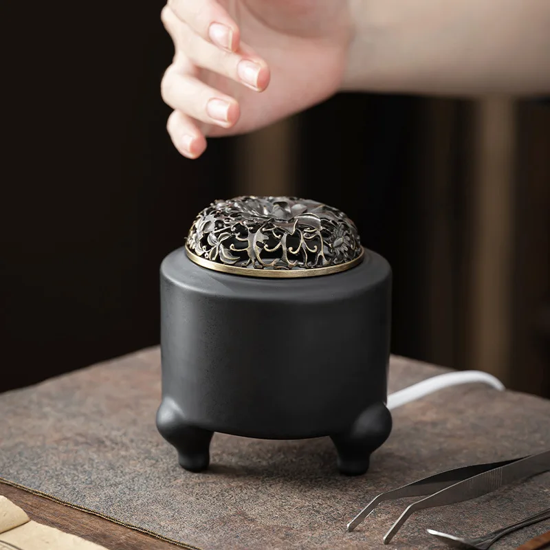 

Electronic incense burner Ceramic high temperature electric incense burner Household indoor sandalwood burner ornament
