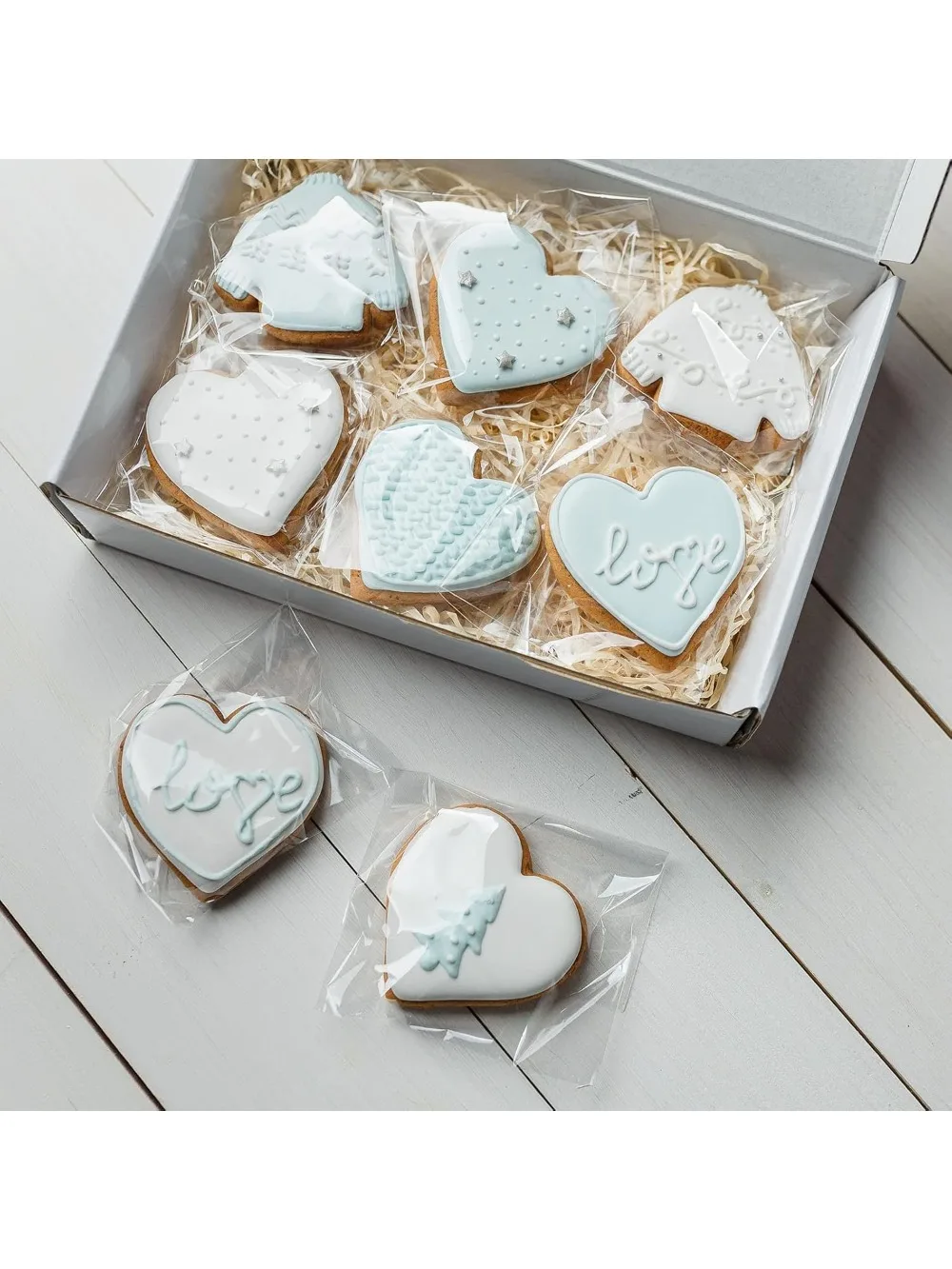 200 Pcs 5x7 Inch Clear Resealable Cellophane Bags, Self-Sealing for Cookies & Party Favors