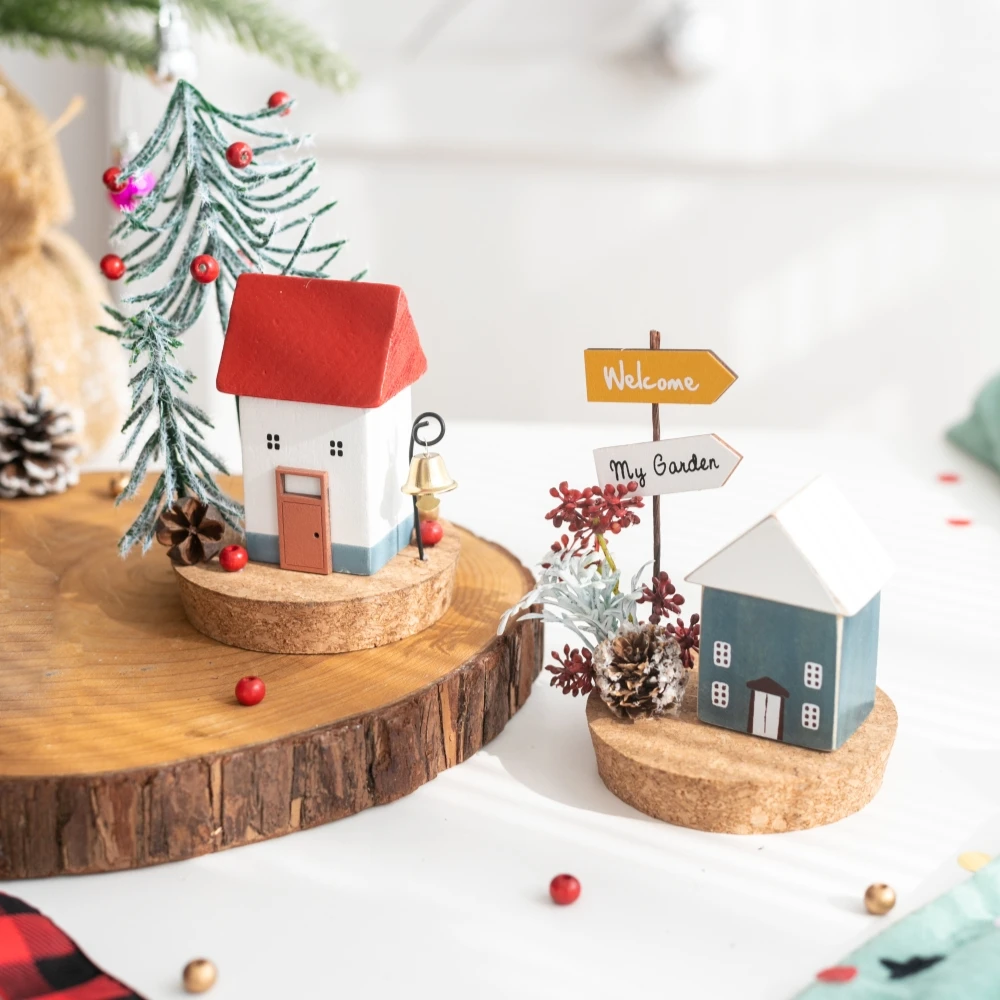 Christmas Tabletop Decorations Winter Wooden House with Mini Artificial Trees Sign Home Room Living Room Decor Ornaments Gift