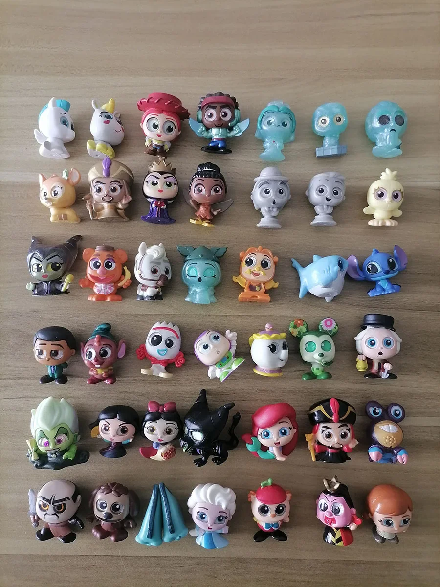 

Original Disney Cartoon Figurines Doorables Limited Rare Doll Glass Eyes Figure Collection Cinderella Mickey Mouse Toy Story