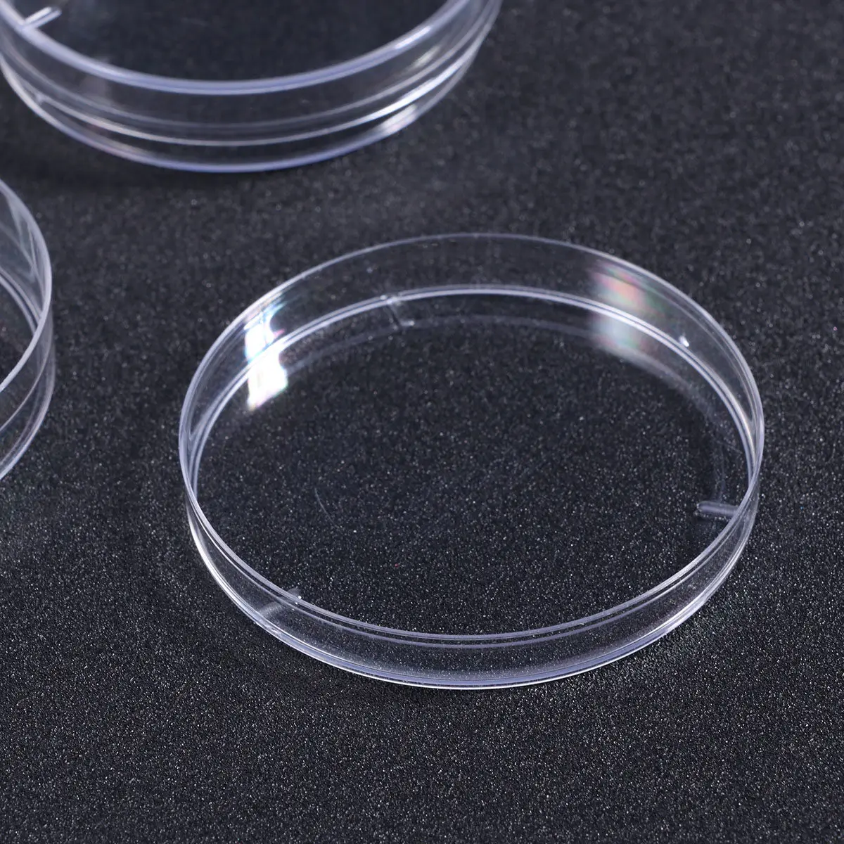 

20Pcs 100Mm High Quality Plastic Petri Dishes Sterilized Easy to Use Portable with Lid for Microbiology Lab Research Work