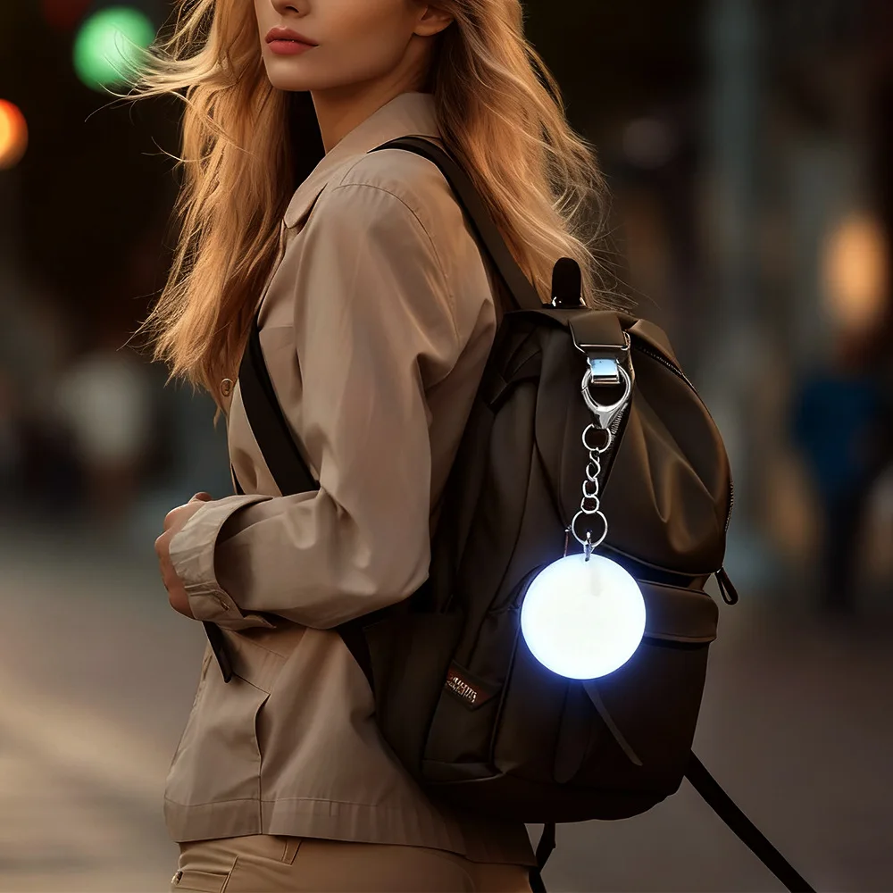 heart lighting keyring Glowing keychain Heart Shape Light LED Automatic Sensing Light Touch Activated Handbag Night Light