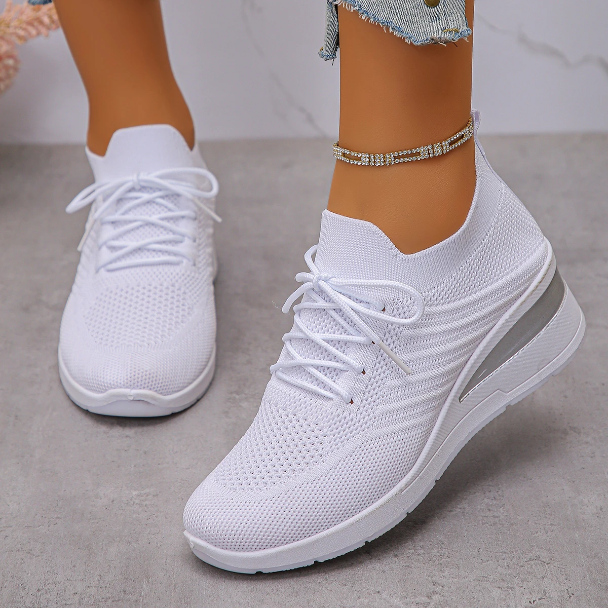 tenis-feminino-2026-calcados-casuais-de-malha-respiravel-com-cadarco-e-interior-realce-para-mulheres