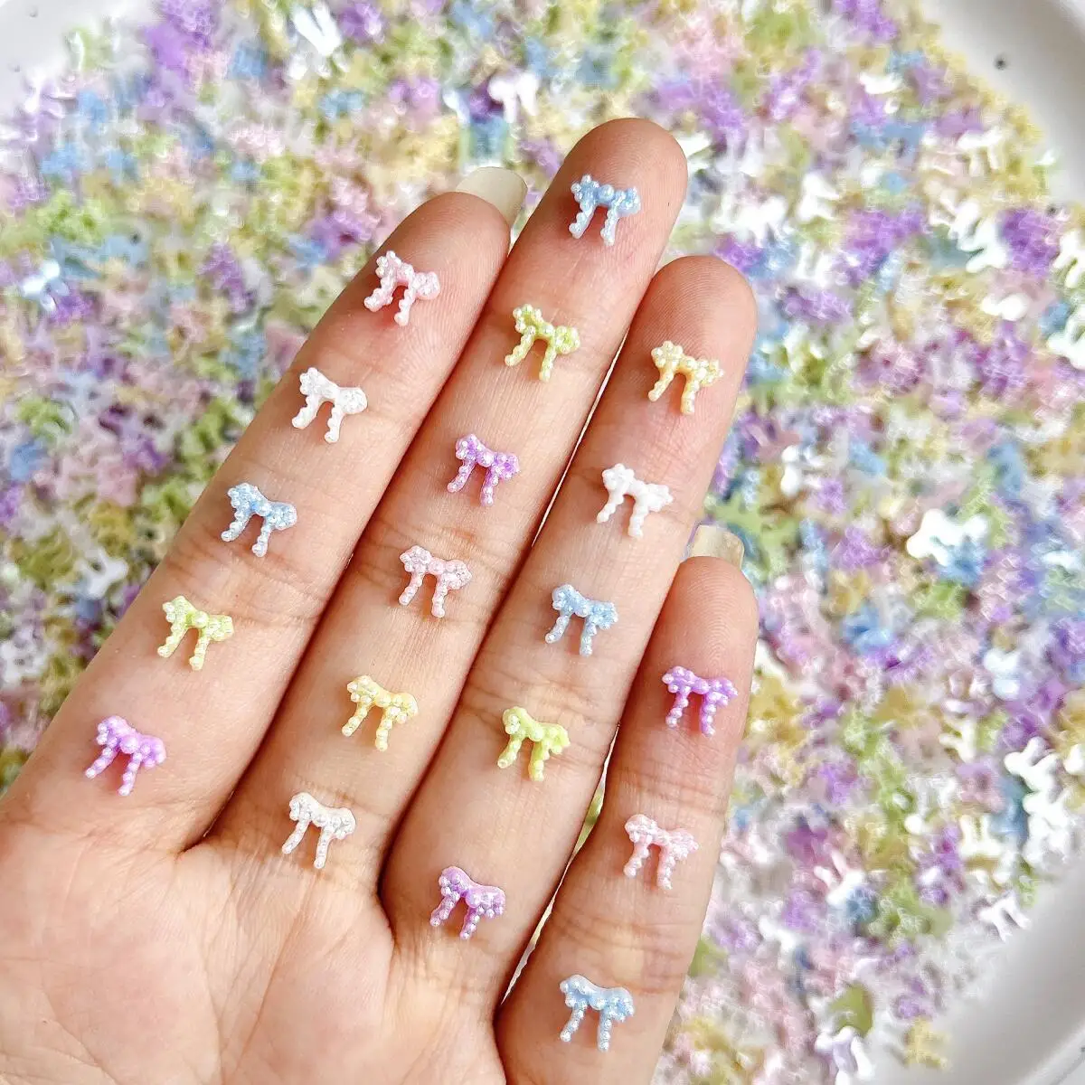 

100PCS Macaron Mini Pearl Bows Resin Nail Charms Creative Sweet Line Bowknots Tie Nail Art Decorations for DIY Fairy Nails Parts