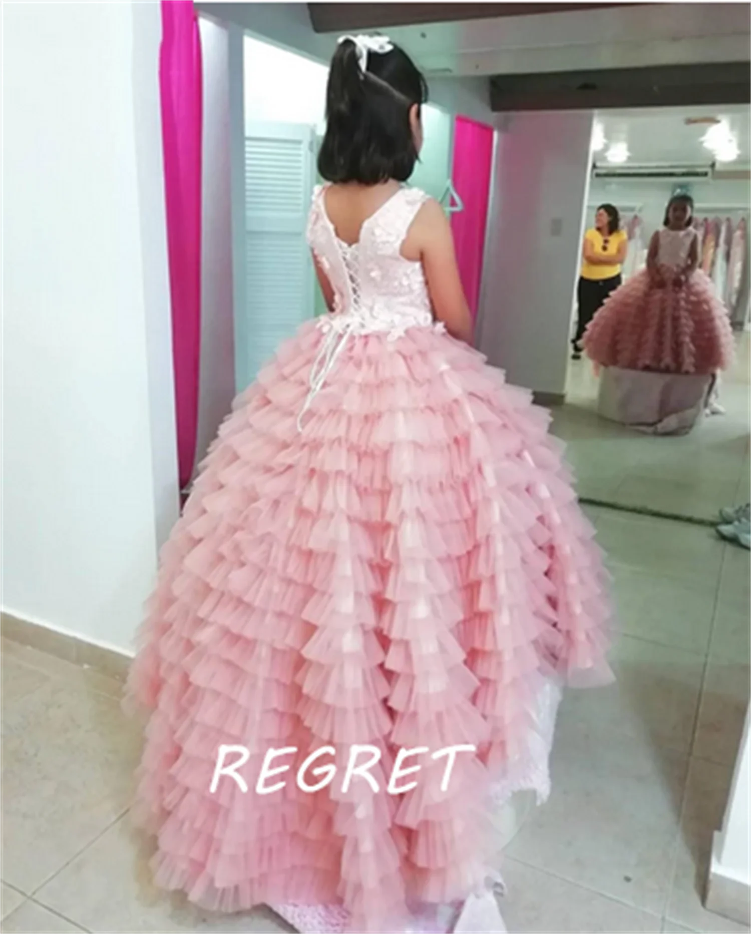 

Customized Flower Girl Dress Lace Handmade Flowers Children Kids Party Clothes Girls Birthday Dresses Kids Size 2 4 6 8 10 12 14