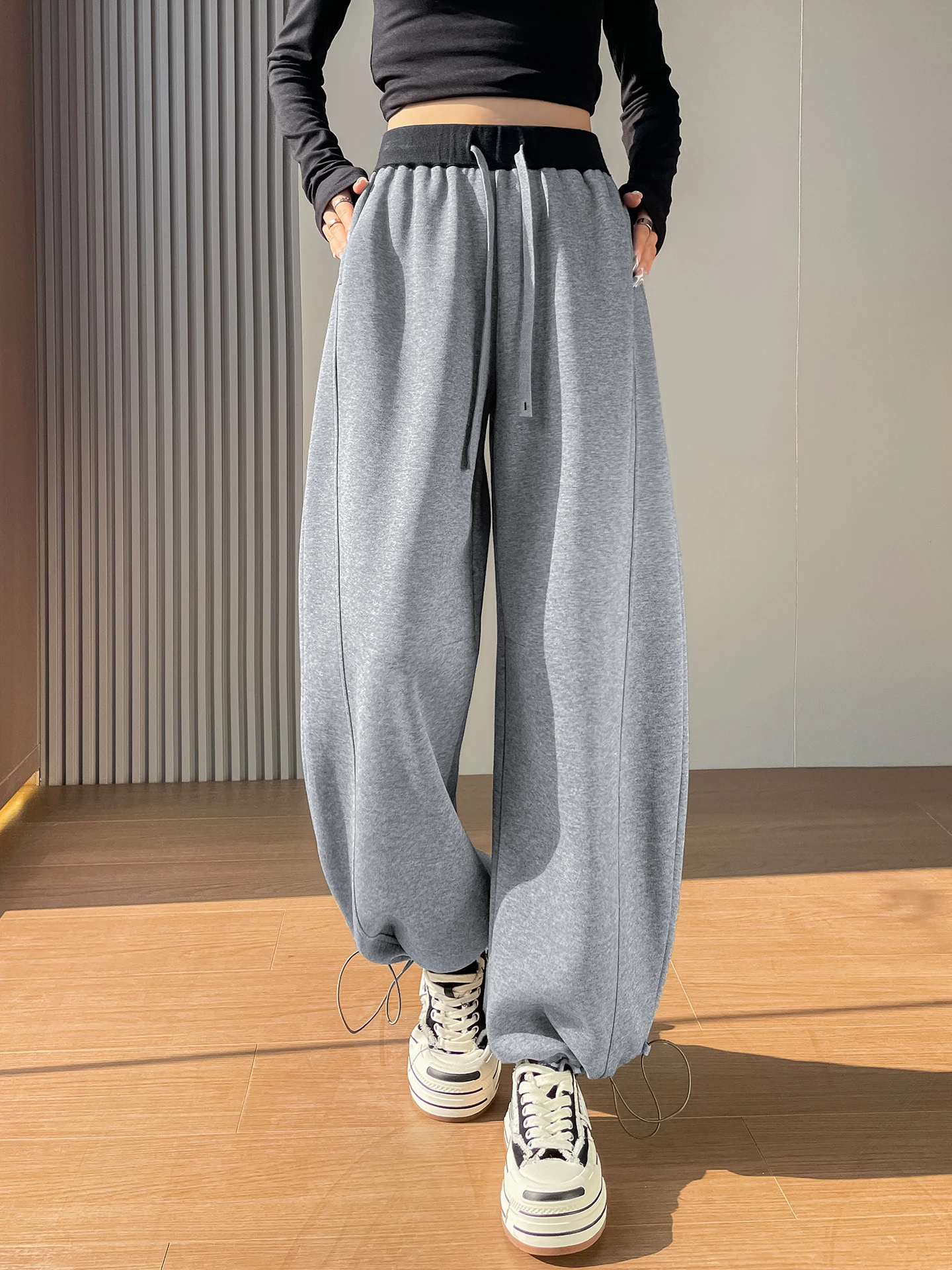 

American Style High Waist Patchwork Casual Sports Sweatpants Women's Spring New Wide Leg Scythe Pants Drapey Loose Fit Trousers