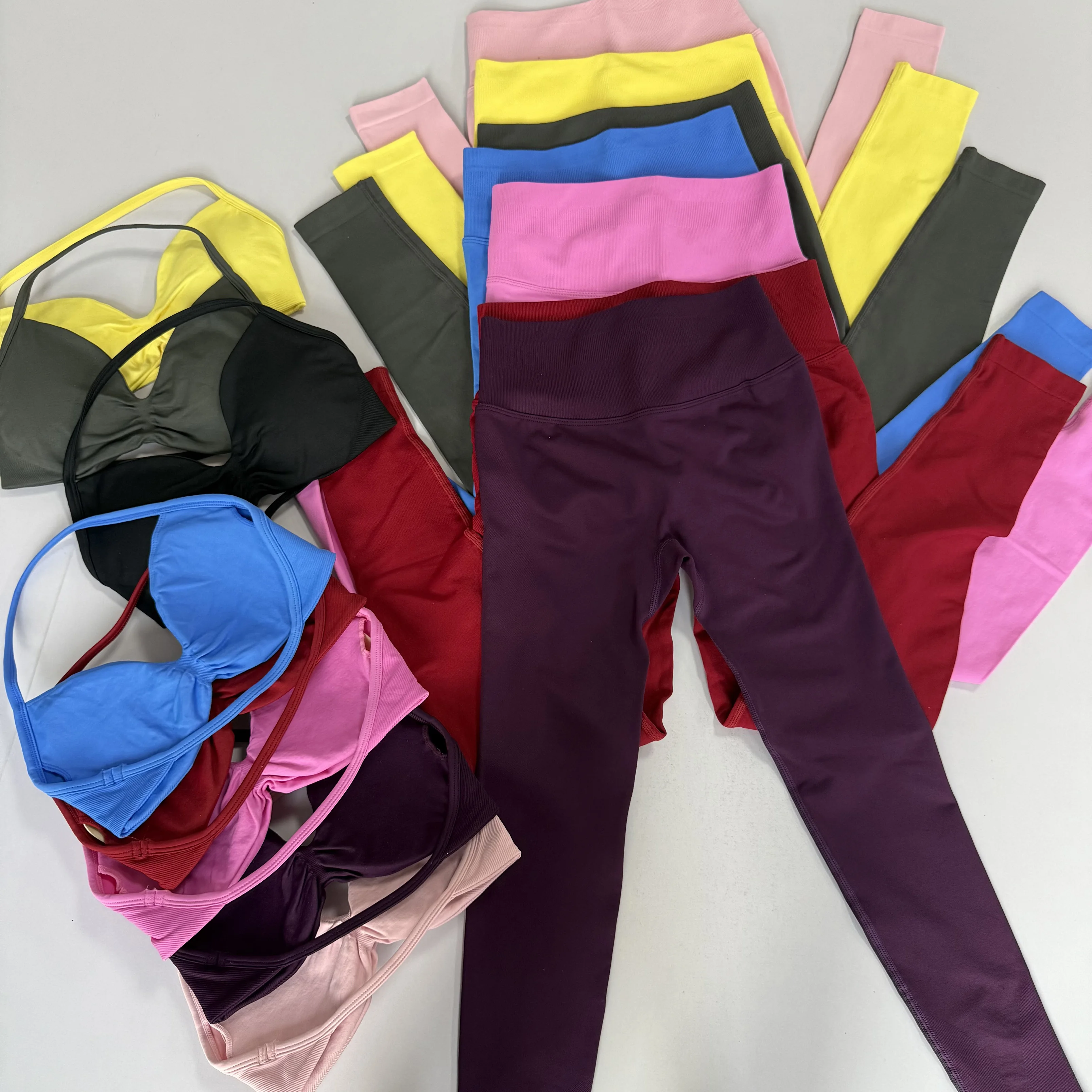 

Seamless 2PCS Legging Sets Women's Strappy Sports Bras and Leggings High Waist Fitness Sculpt Leggings Running Pants Gym Suits