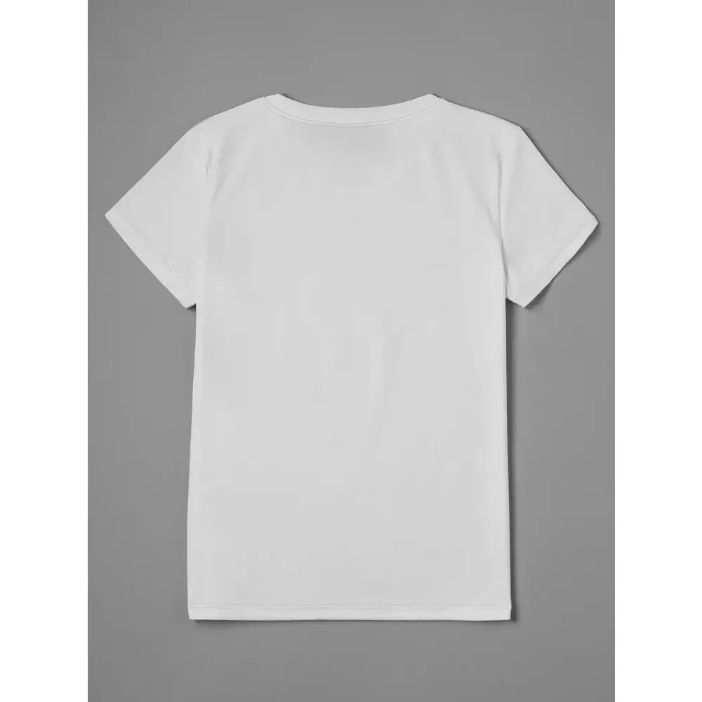 تي شيرت "سأغني نجاة الله" مطبوع عليه حروف وياقة دائرية وأكمام قصيرة