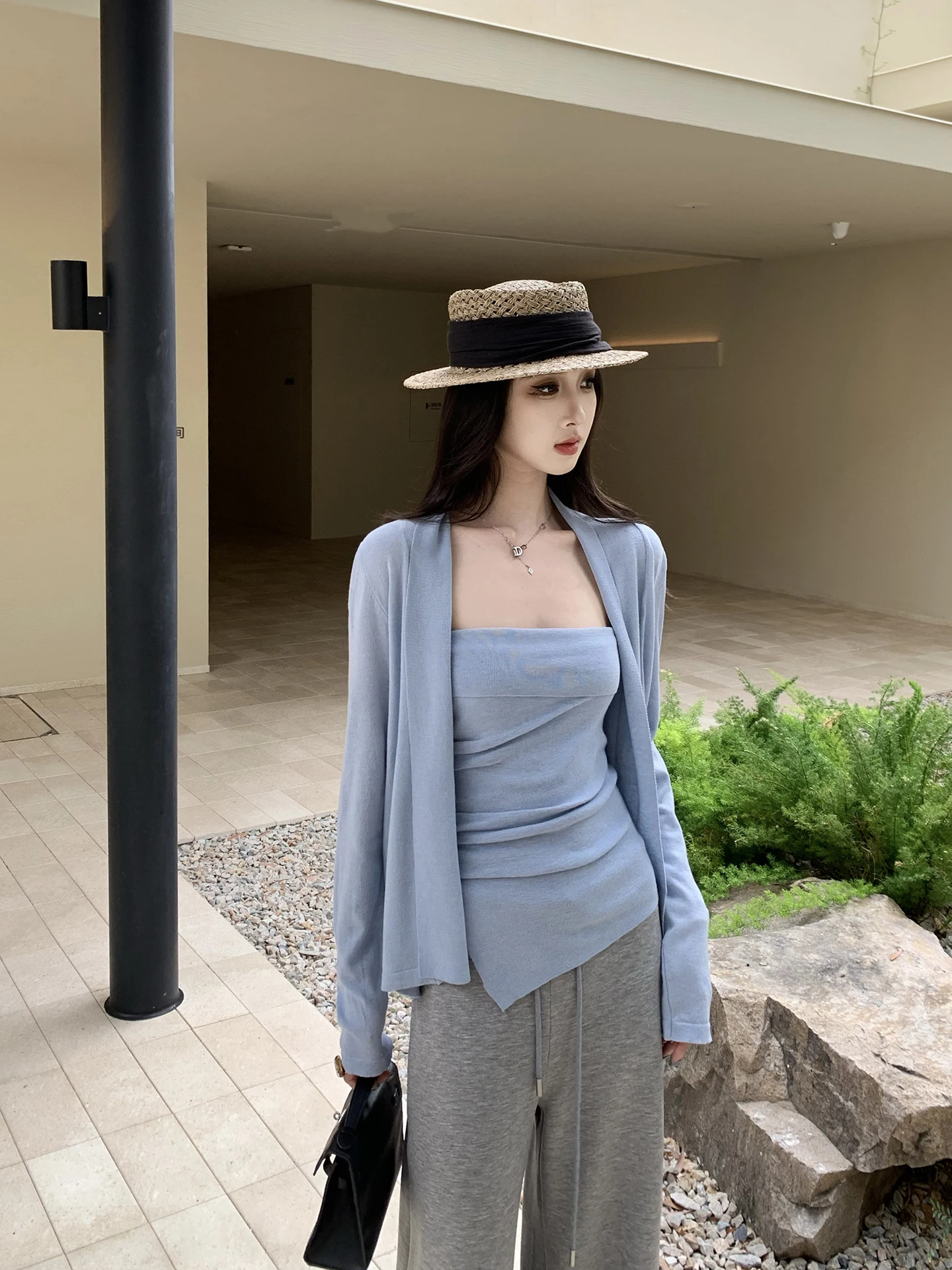 

Women's Knitted Woolen Wrap Waist Strap Vest Two-Piece Set Spring Fashion Casual Wear Long Sleeve Cardigan Style Office Wear