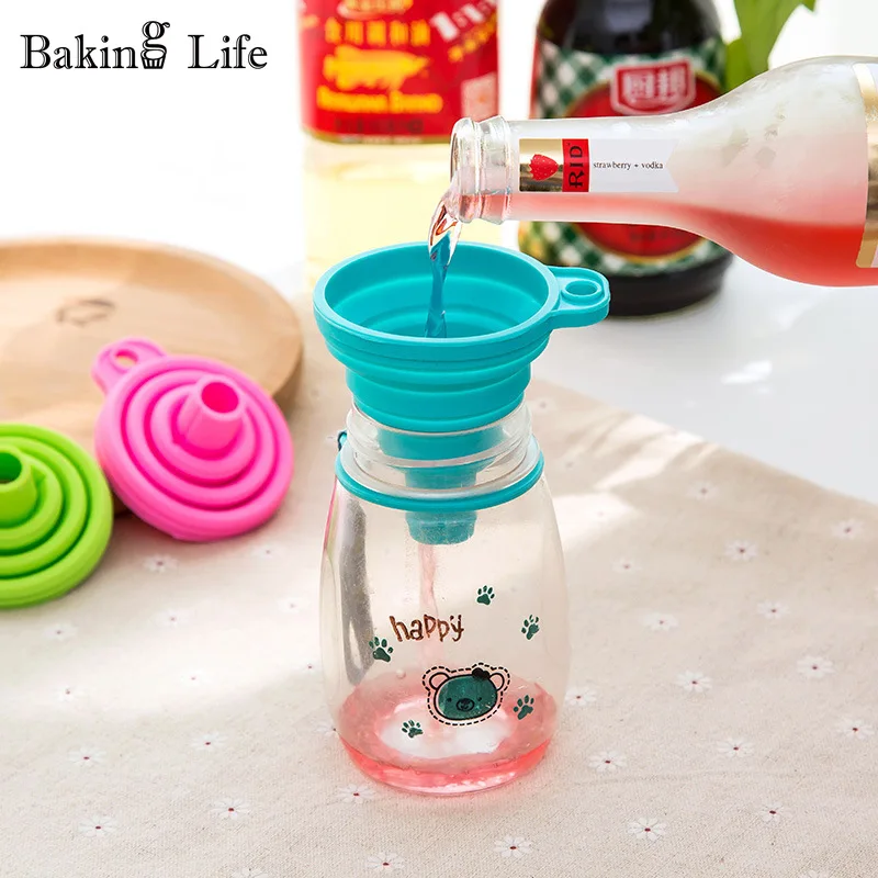 Silicone Folding Funnel Multi-functional Portable Mini Kitchen Retractable Oil Leakage Household Liquid Dispensing Tool